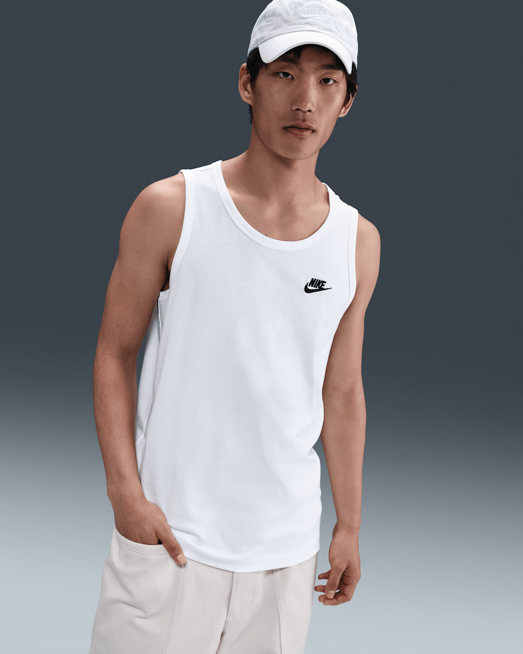 Nike Sportswear 男款背心 - 白色/黑色