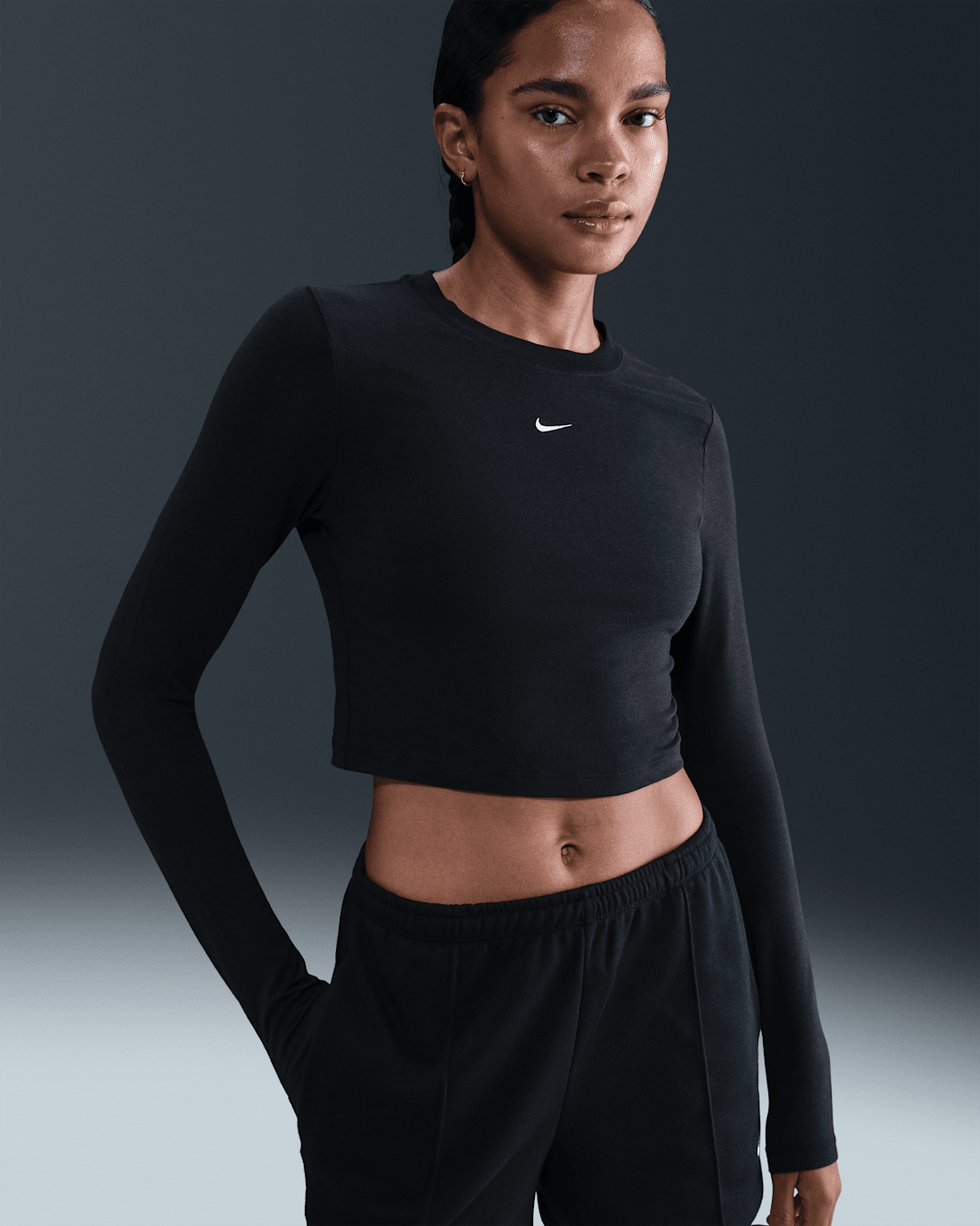 Nike Sportswear Chill Knit Women's Slim Long-Sleeve Cropped Top - Black/Sail