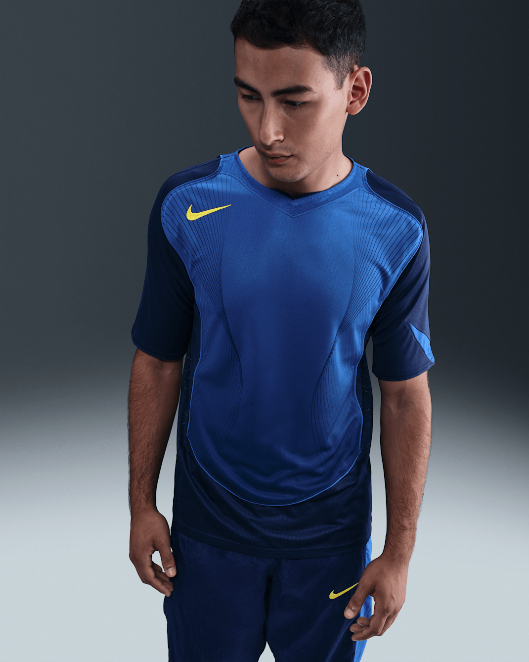 Nike Total 90 Men's Dri-FIT Short-Sleeve Soccer Jersey - Midnight Navy/Game Royal/Game Royal/Lightning