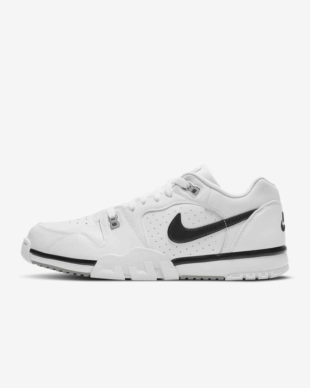 Nike Cross Trainer Low Men's Shoes - White/Particle Grey/Black