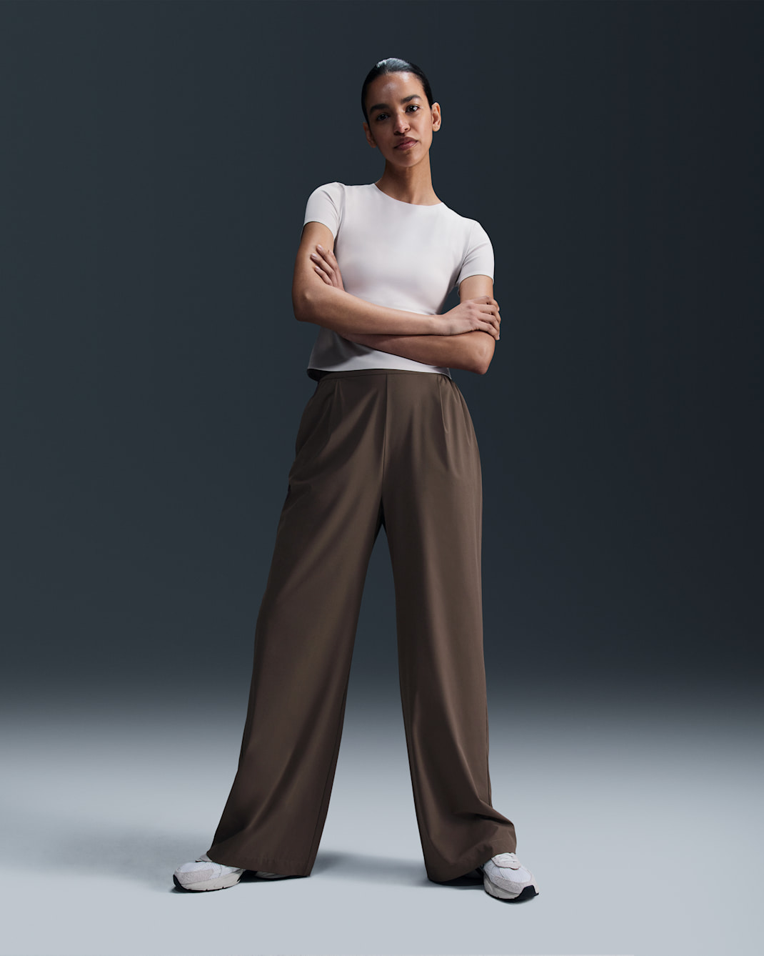 Nike 24.7 PerfectStretch Women's Dri-FIT High-Waisted Loose Wide-Leg Pants - Ironstone/Baroque Brown