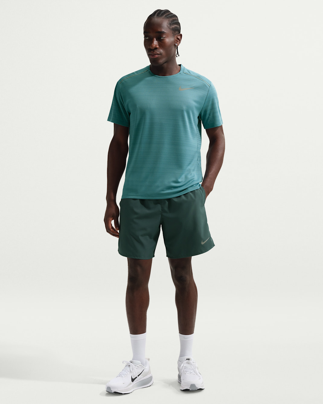 Nike Challenger Dri-FIT 18 cm Slip Astarlı Erkek Koşu Şortu - Faded Spruce/Mineral Teal