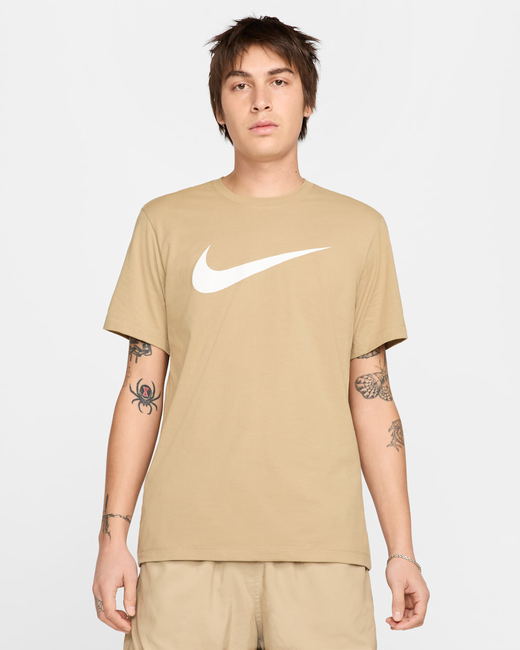 Playera para hombre Nike Sportswear Swoosh - Beige paracaídas