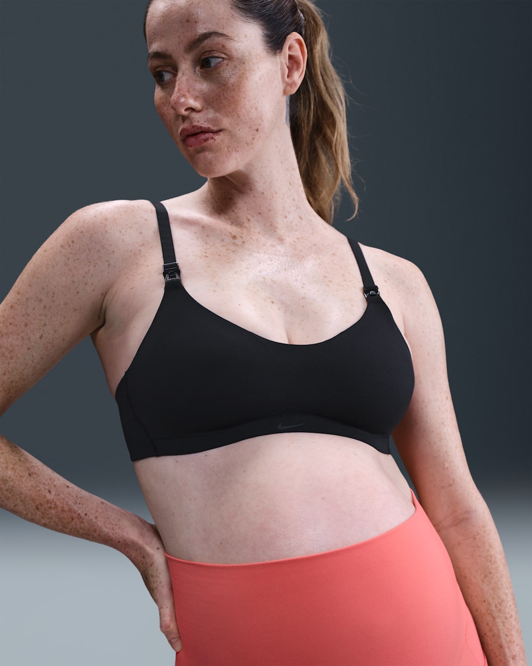 Nike (M) Alate Minimalist Women's Light-Support Padded Nursing Sports Bra (Maternity) - Black/Cool Grey Heather