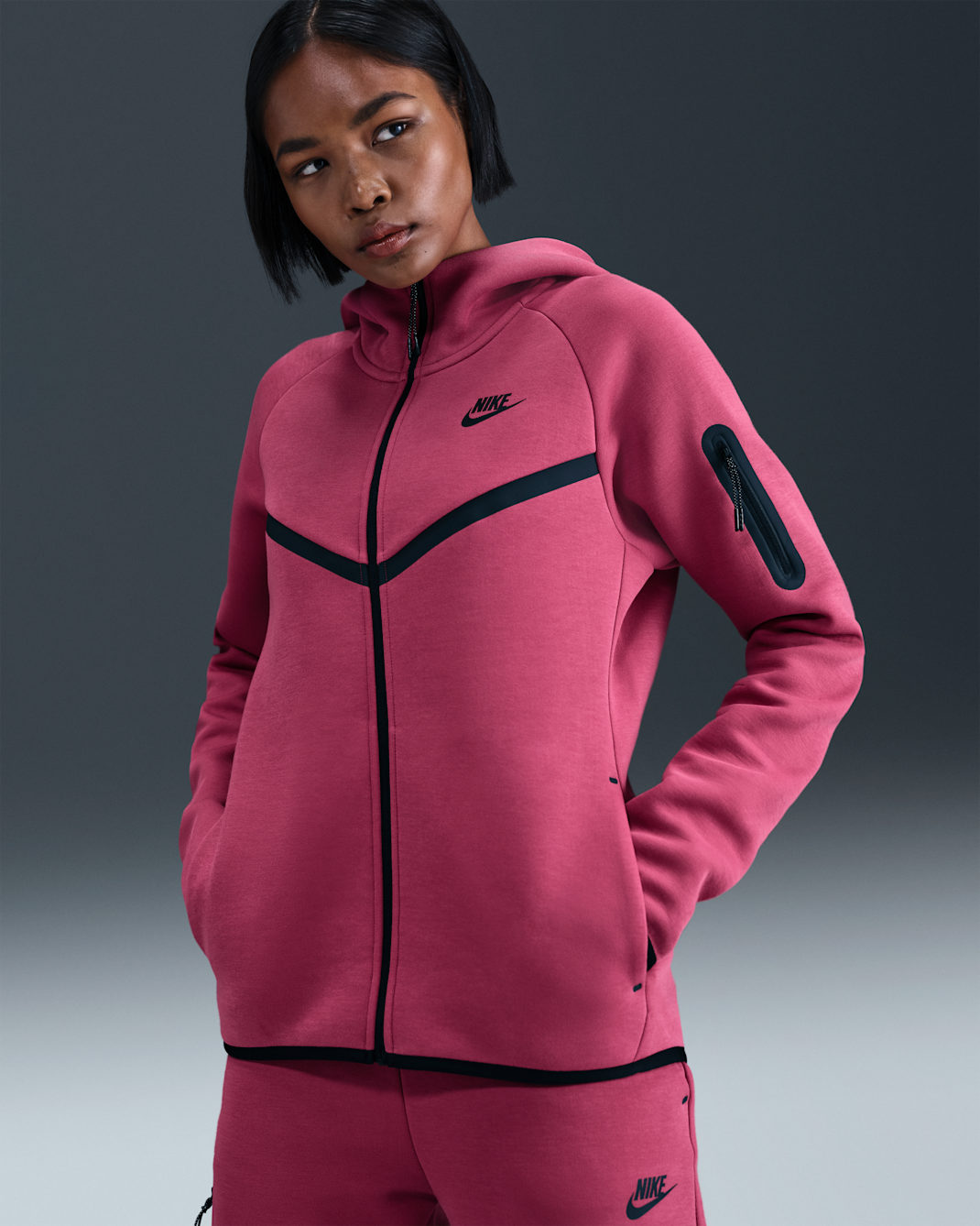 Nike Sportswear Tech Fleece Windrunner Women's Full-Zip Hoodie - Sweet Beet/Sweet Beet/Black