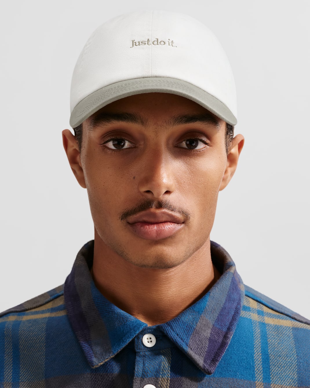 Nike Club Unstructured JDI Cap - Sail/Light Army/Light Army