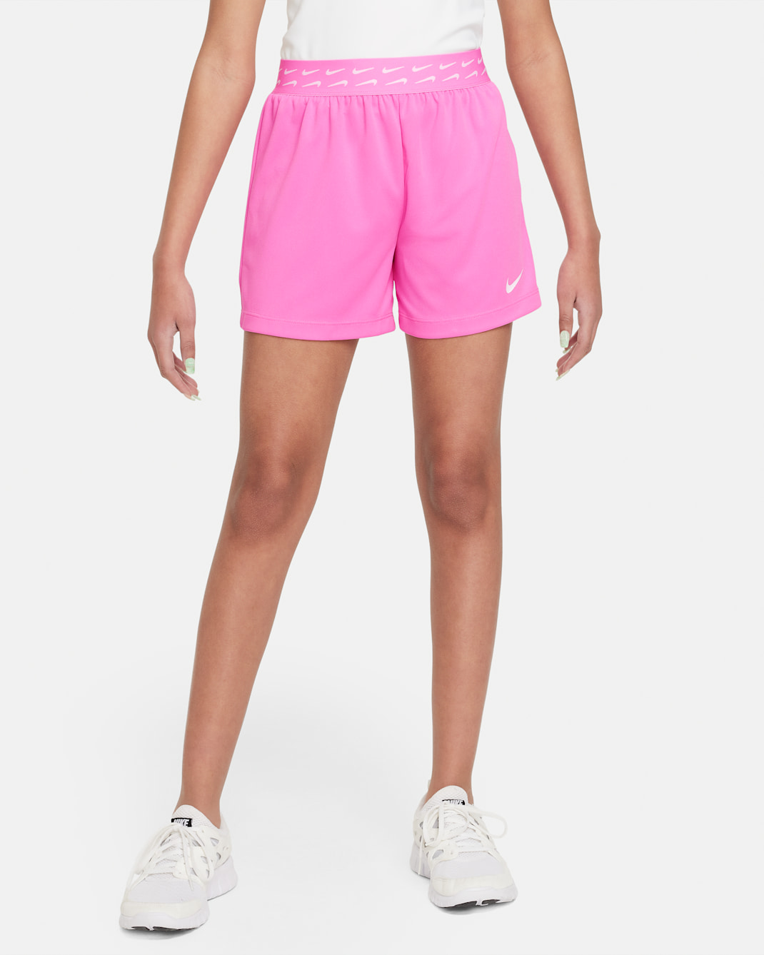 Nike Trophy Older Kids' (Girls') Dri-FIT Training Shorts - Playful Pink/White