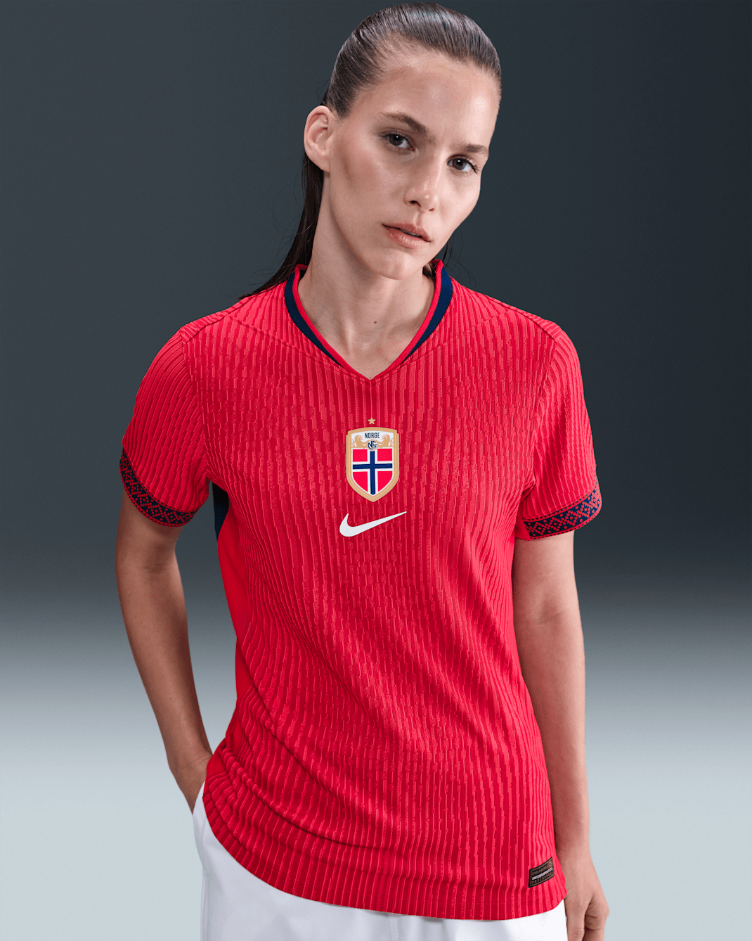 Primera equipació Match Noruega 2025 (selecció femenina) Samarreta de futbol Authentic Nike Dri-FIT ADV - Dona - University Red/Blue Void/Blanc