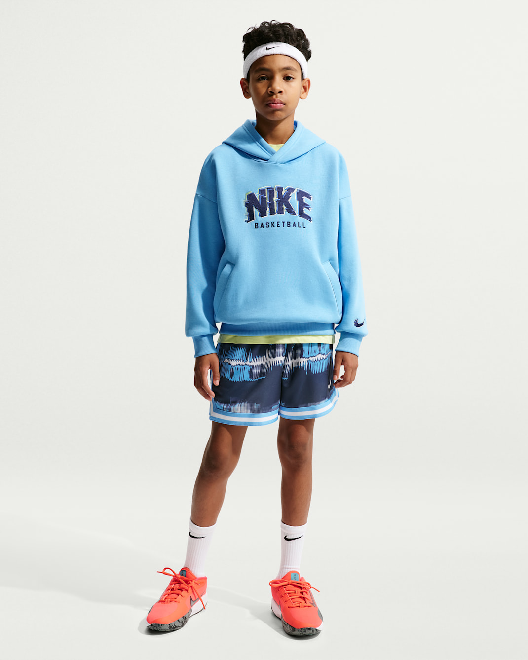 Nike DNA Dri-FIT 13 cm Genç Çocuk (Erkek) Basketbol Şortu - University Blue/Beyaz