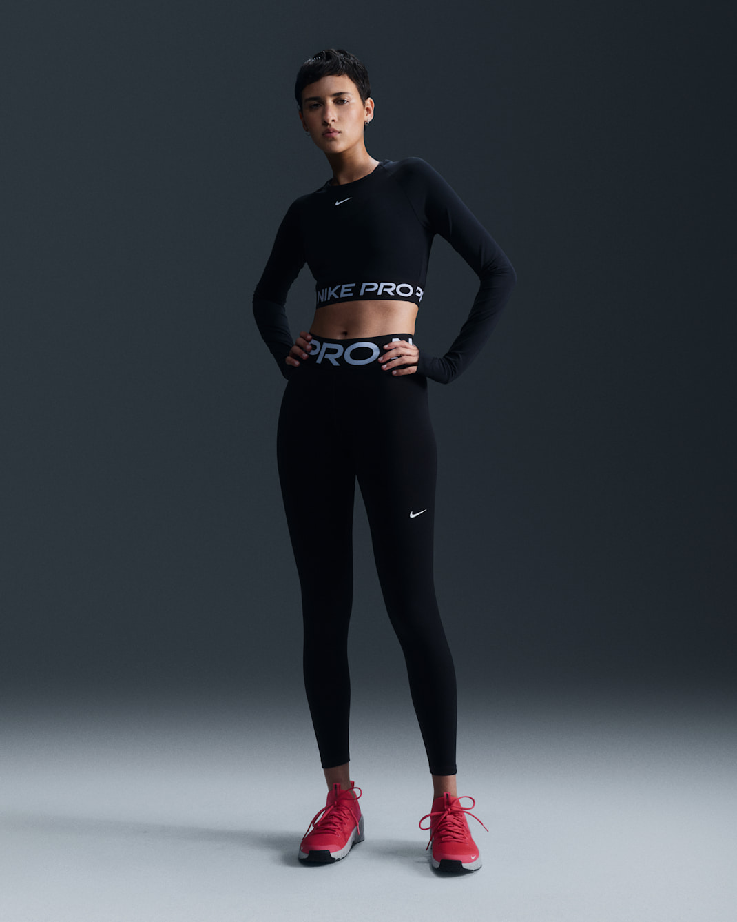 Nike Pro Sculpt leggings i full lengde med høyt liv til dame - Svart/Hvit