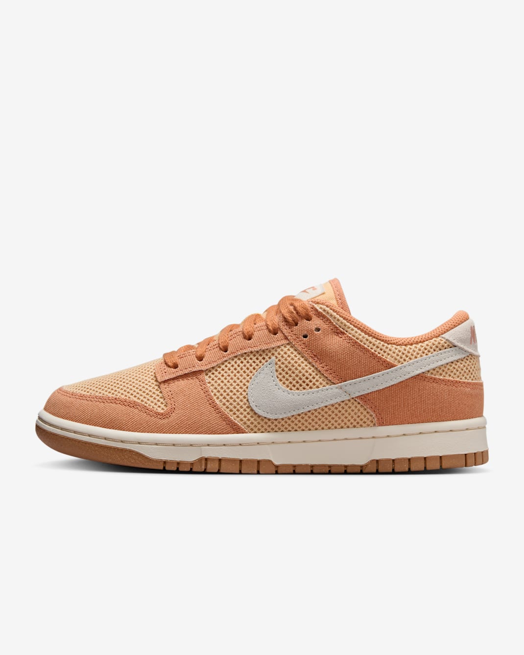 Nike Dunk Low Next Nature SE Women's Shoes - Amber Brown/White Onyx/Gum Light Brown/Pale Ivory