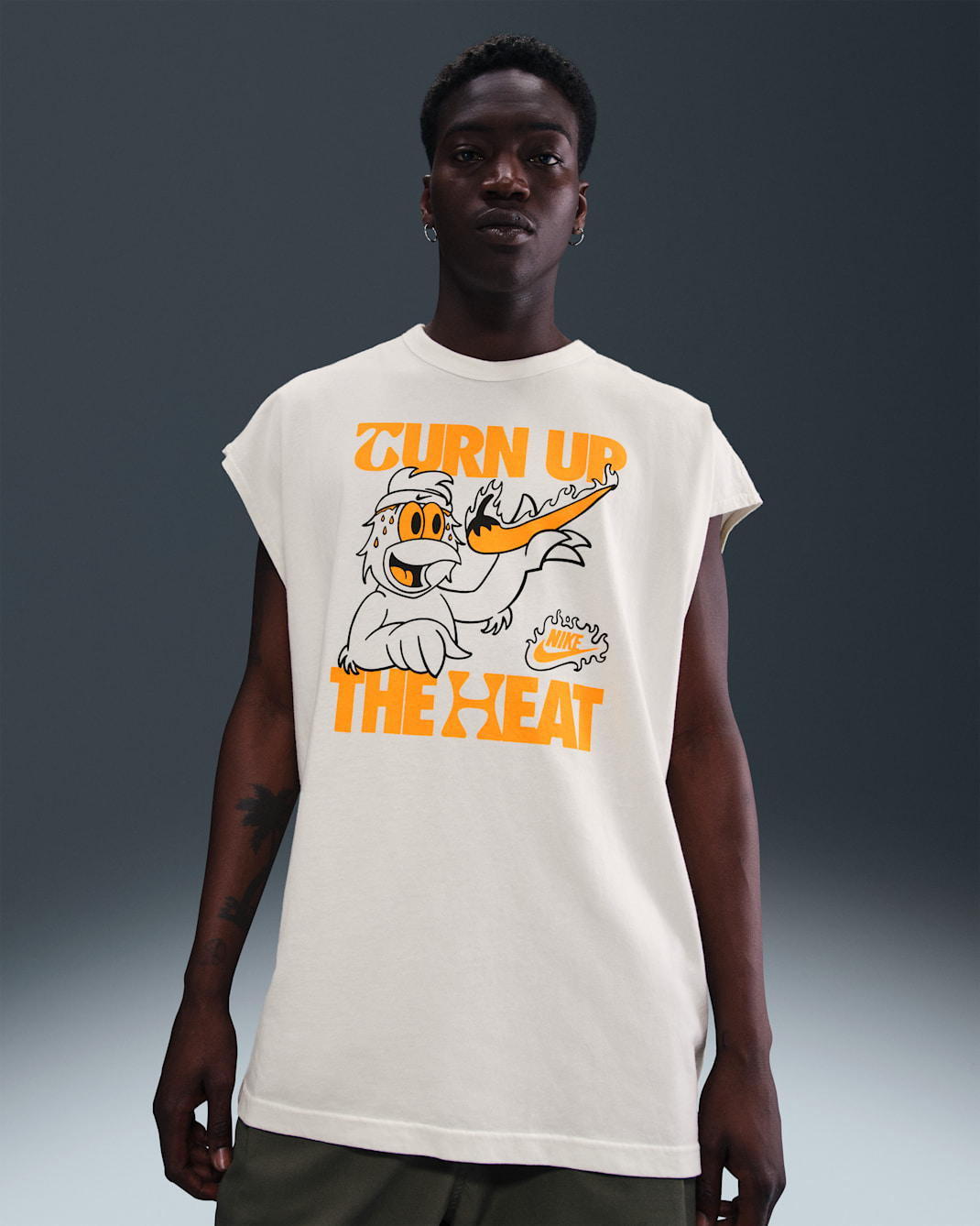 Playera sin mangas Nike Sportswear Sole Food - Vela