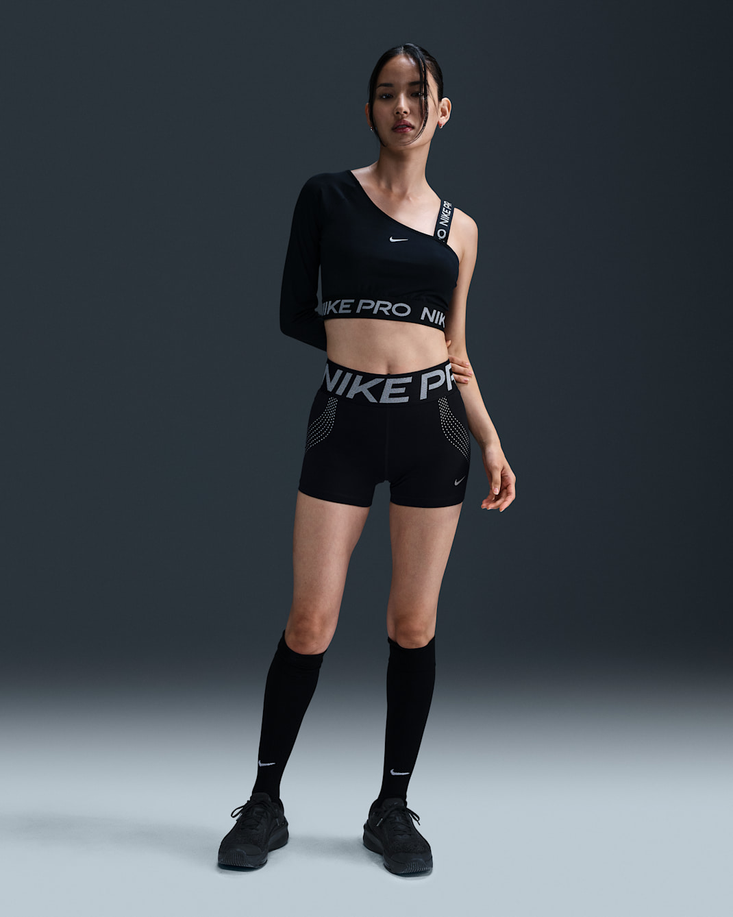 กางเกงปั่นจักรยานขาสั้น 3 นิ้วเอวสูงผู้หญิง Nike Pro Sculpt - ดำ