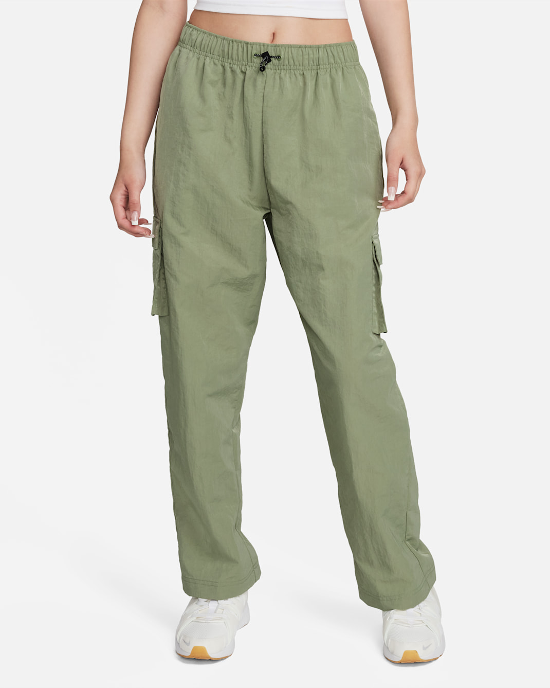 ナイキ スポーツウェア エッセンシャル ウィメンズ ハイライズ ウーブン カーゴ パンツ - オイルグリーン/ブラック