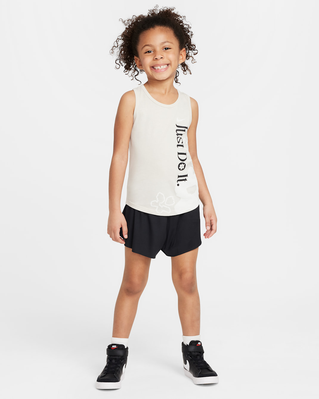 Conjunto de 2 piezas de camiseta de tirantes y shorts de malla Wild Flower Nike Dri-FIT para niños talla pequeña - Negro
