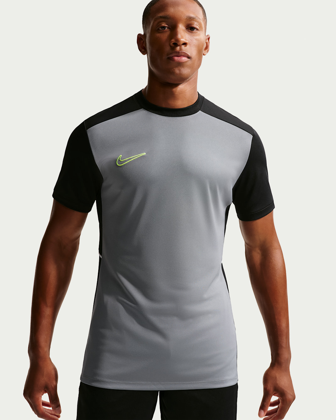 Nike Academy Dri-FIT Kurzarm-Fußballoberteil (Herren) - Cool Grey/Schwarz/Volt