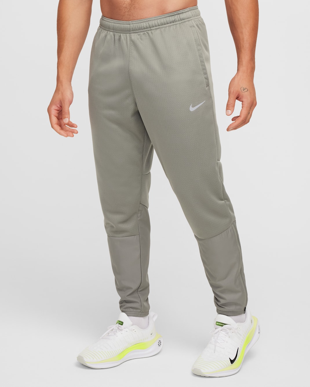 Nike Sphere Challenger Men's Therma-FIT Water-Repellent Running Trousers - Dark Stucco/Black