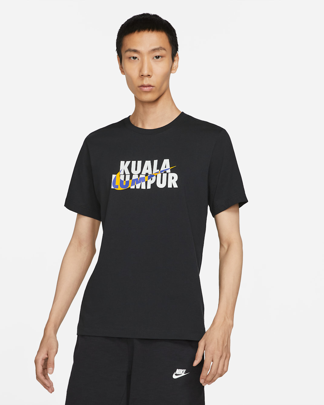 Nike Sportswear 男款 T 恤 - 黑色