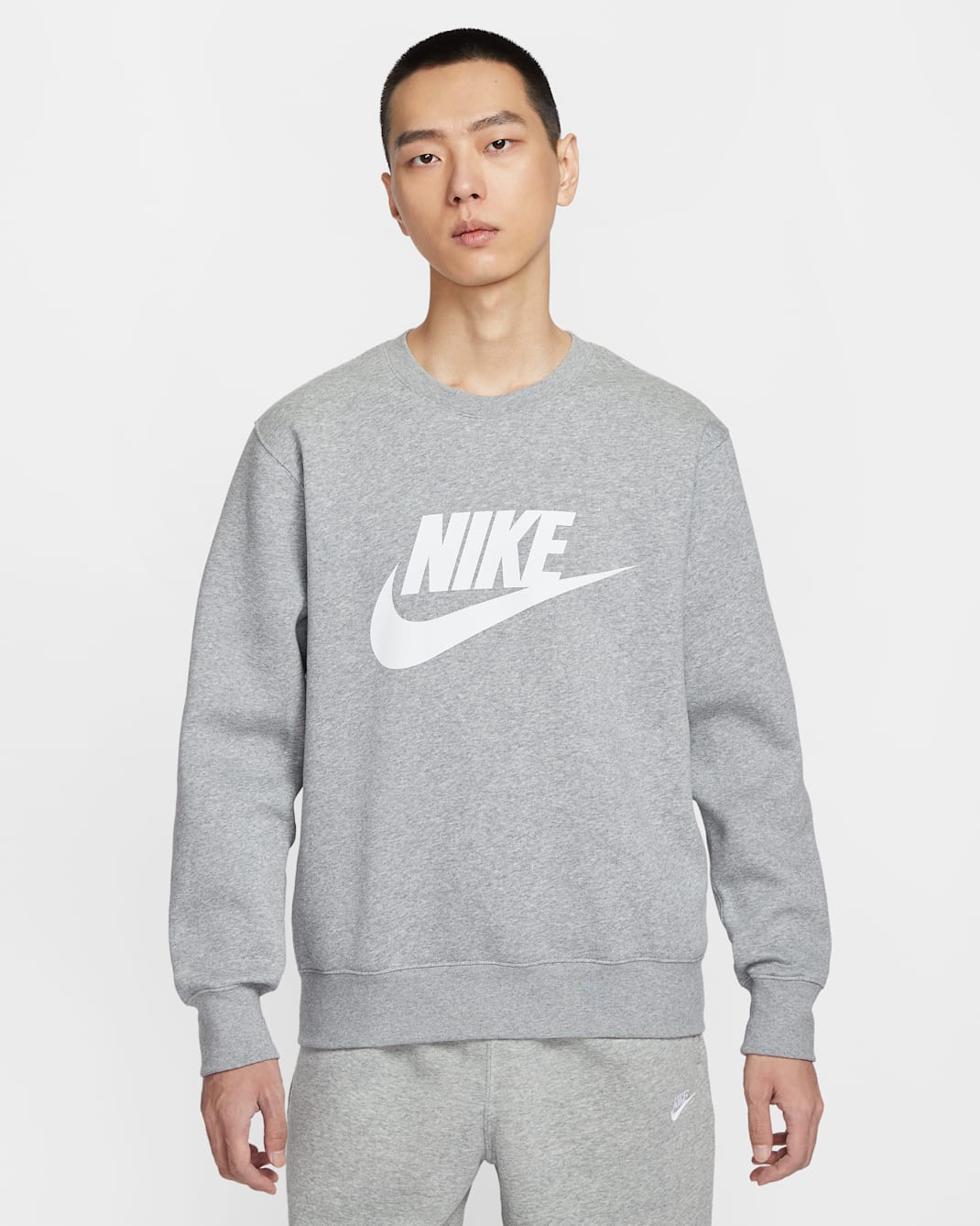 Nike Sportswear Club Men's Graphic Fleece Crew - Dark Grey Heather/White