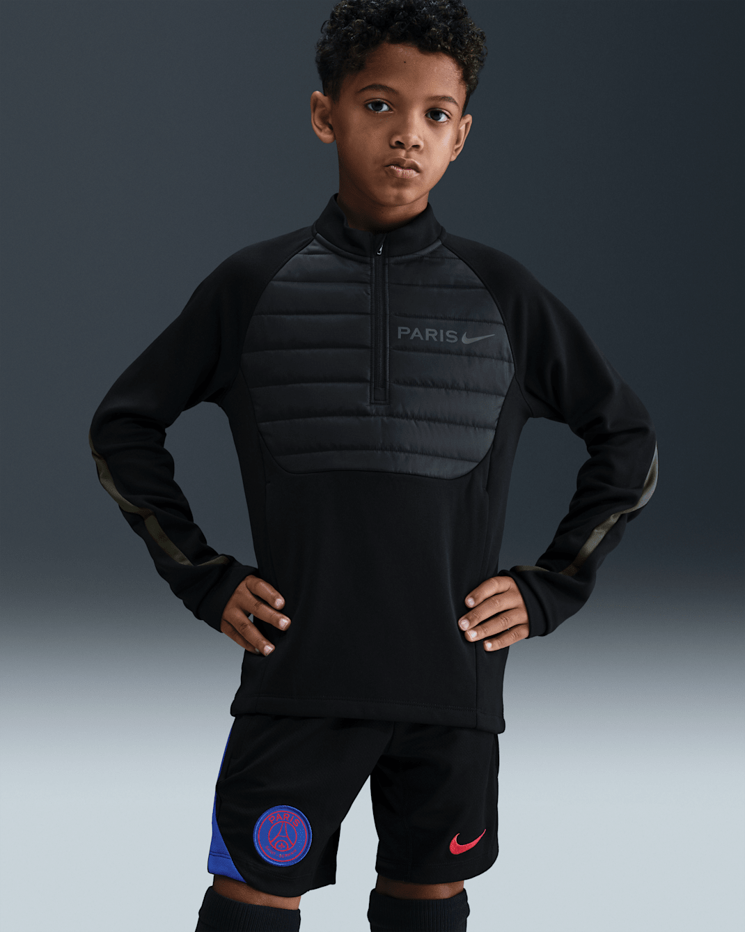 Paris Saint-Germain Academy Winter Warrior Older Kids' Nike Therma-FIT Football Drill Top - Black/Cargo Khaki/Cargo Khaki
