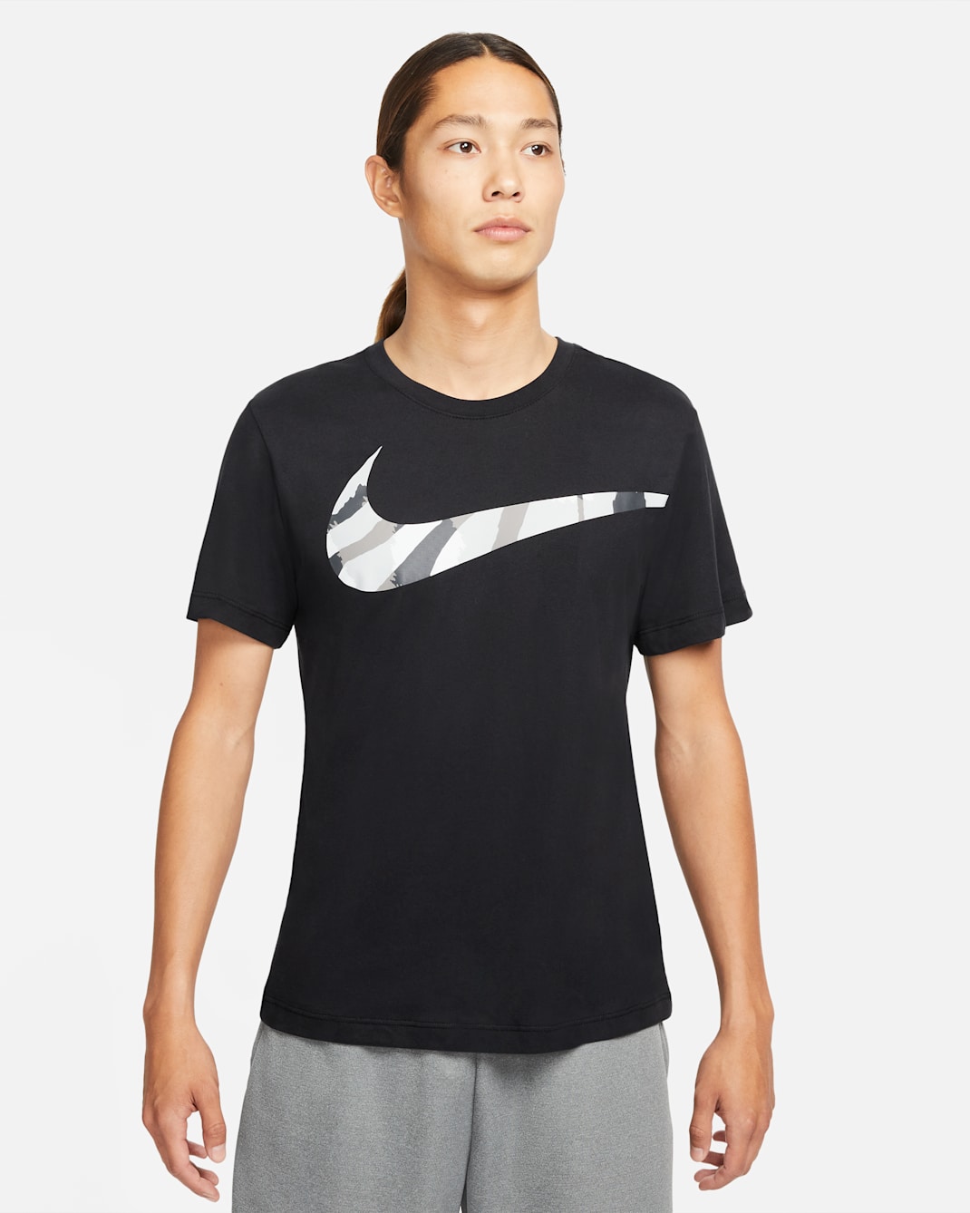 Nike Dri-FIT Sport Clash Men's Training T-Shirt - Black