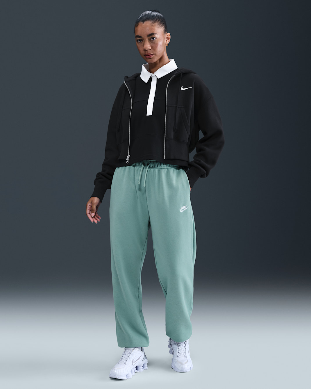 Nike Sportswear Club Fleece Women's Mid-Rise Oversized Sweatpants - Cannon/White