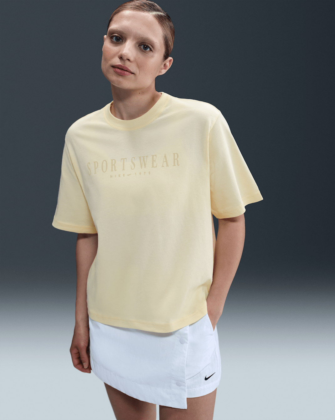 Nike Sportswear Women's Boxy T-Shirt - Alabaster/Light Khaki