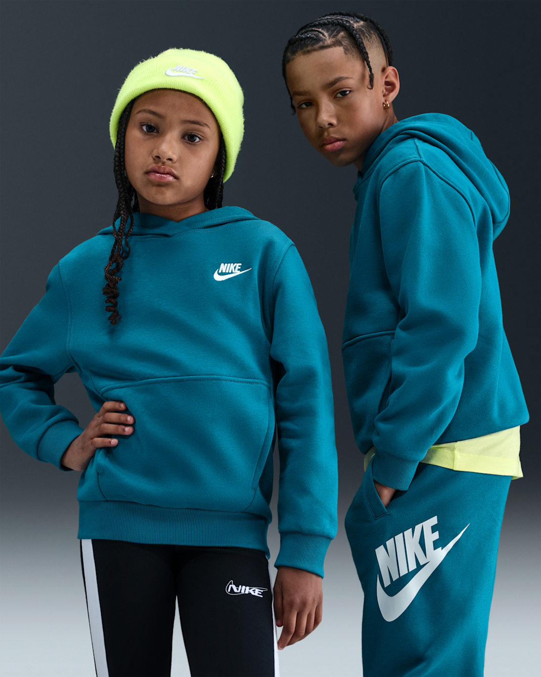 Φούτερ με κουκούλα Nike Sportswear Club Fleece για μεγάλα παιδιά - Green Abyss/Λευκό