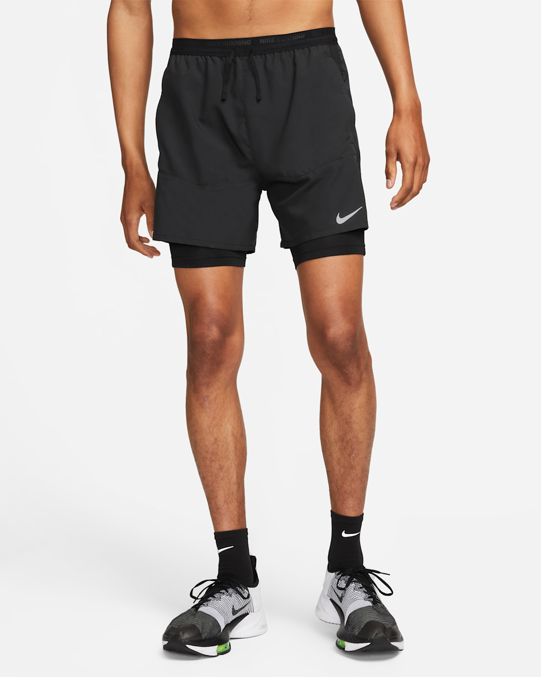 Nike Stride Men's Dri-FIT 13cm (approx.)Hybrid Running Shorts - Black/Black/Black