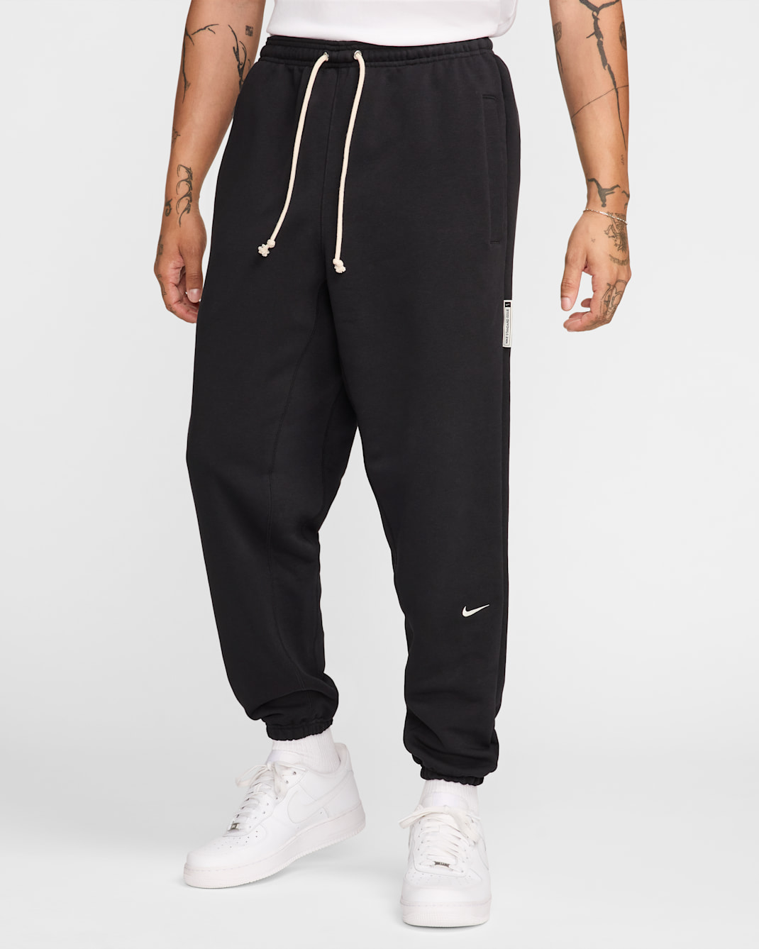 Nike Standard Issue Pantalón de baloncesto Dri-FIT - Hombre - Negro/Pale Ivory