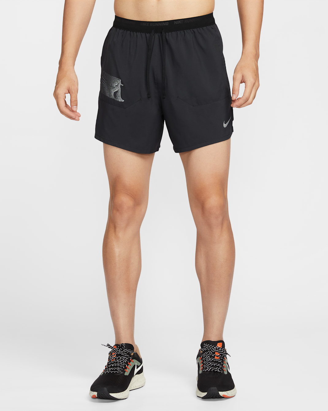 Nike Stride Men's Dri-FIT 13cm (approx.) Brief-Lined Running Shorts - Black