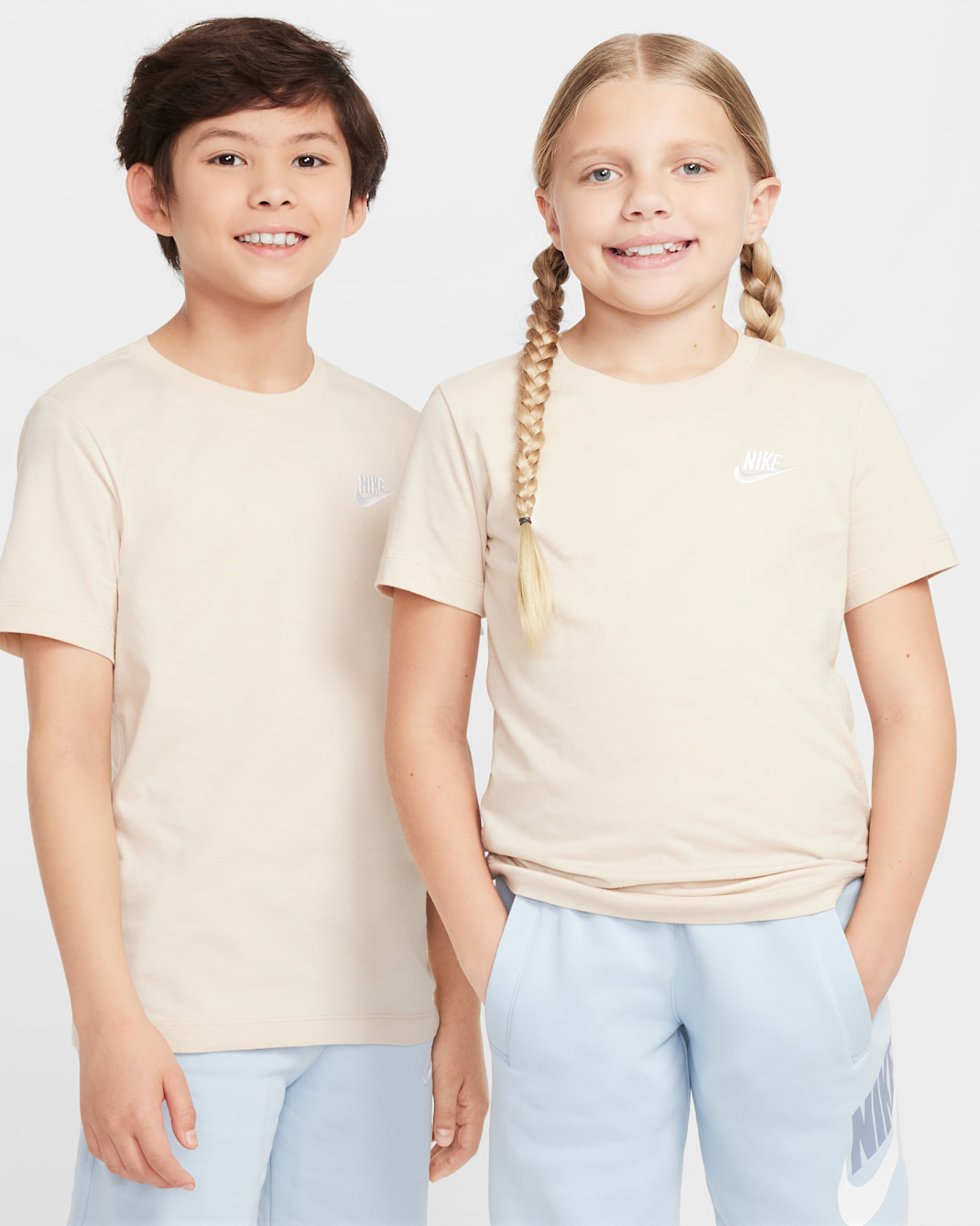Nike Sportswear Big Kids' T-Shirt - Sanddrift
