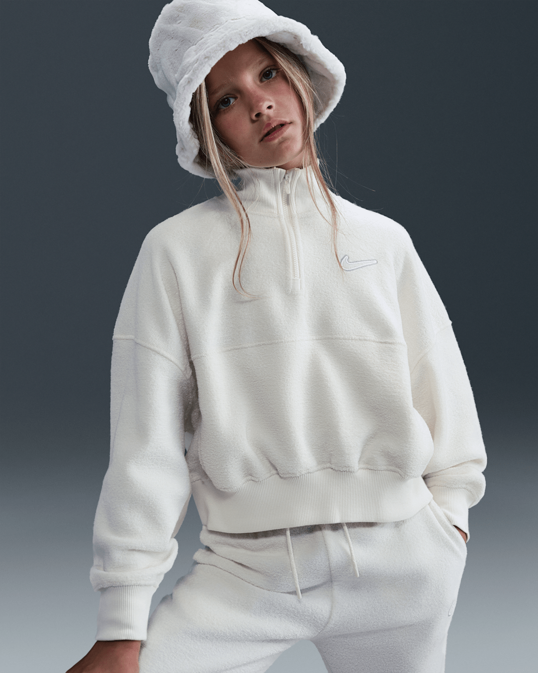 Nike Sportswear Big Kids' (Girls') Long-Sleeve Fleece Top - Soft Pearl/White