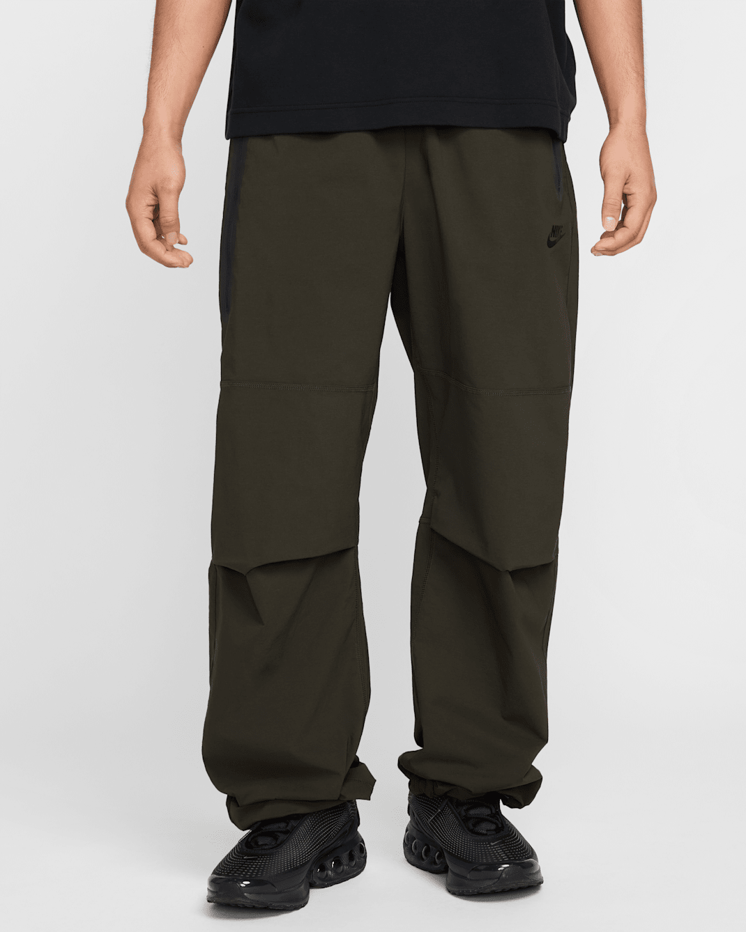 Nike Tech Men's Woven Oversized Pants - Sequoia/Sequoia/Black