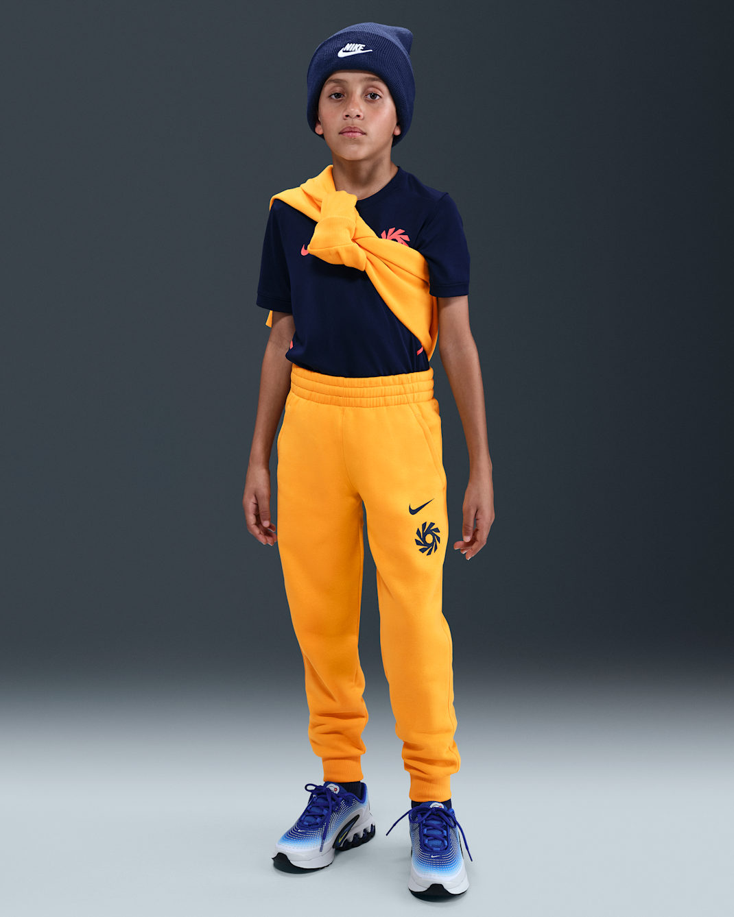 Erling Haaland Club Fleece Older Kids' Football Joggers - University Gold/Blackened Blue