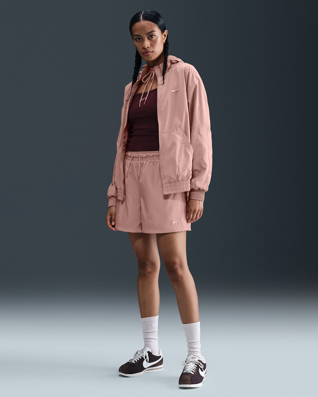 Shorts de tiro medio para mujer Nike Sportswear Classic Wovens - Rosa partícula/Vela