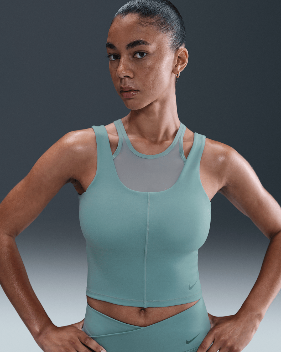 Nike One Fitted Women's Dri-FIT Cropped Tank Top - Cannon/Bicoastal