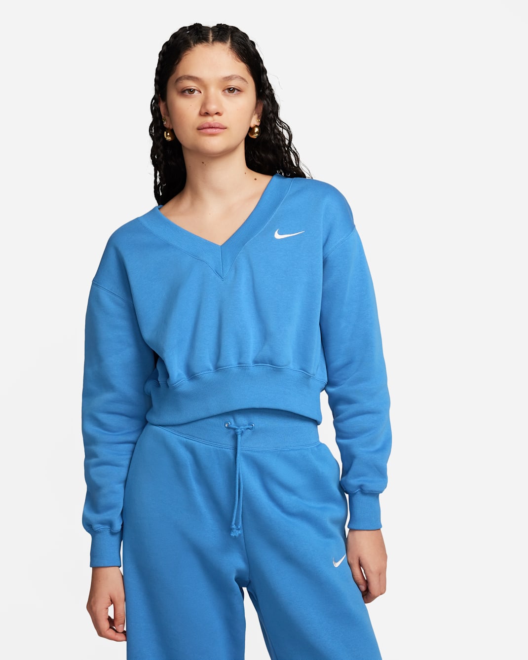 Sudadera cropped de cuello en V para mujer Nike Sportswear Phoenix Fleece - Estrella azul/Vela