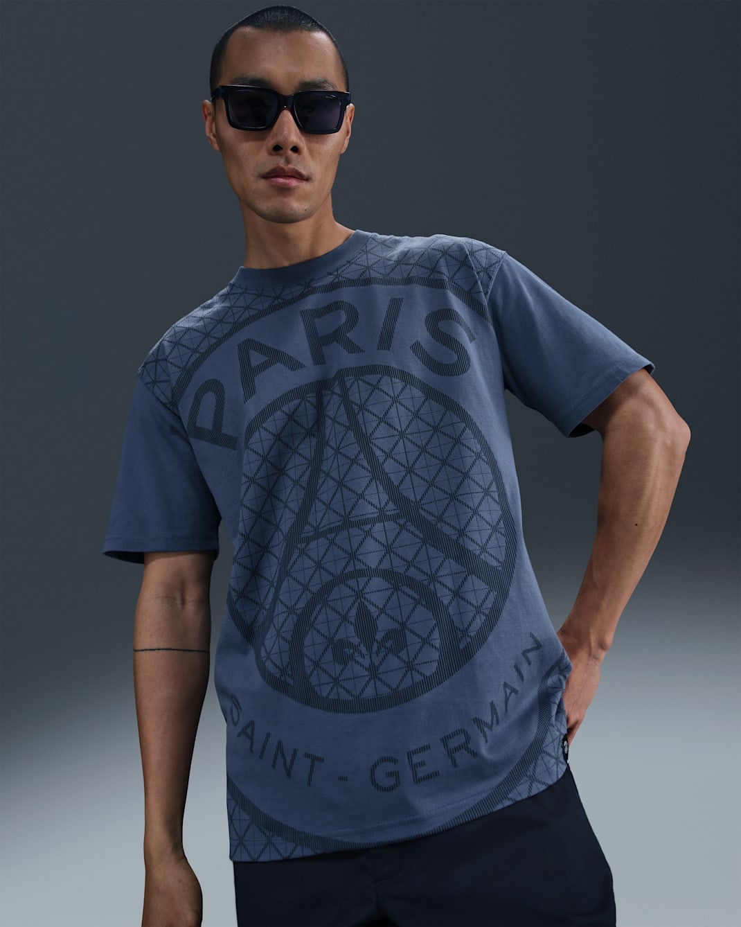 Paris Saint-Germain Men's Nike Soccer Seasonal Print T-Shirt - Diffused Blue