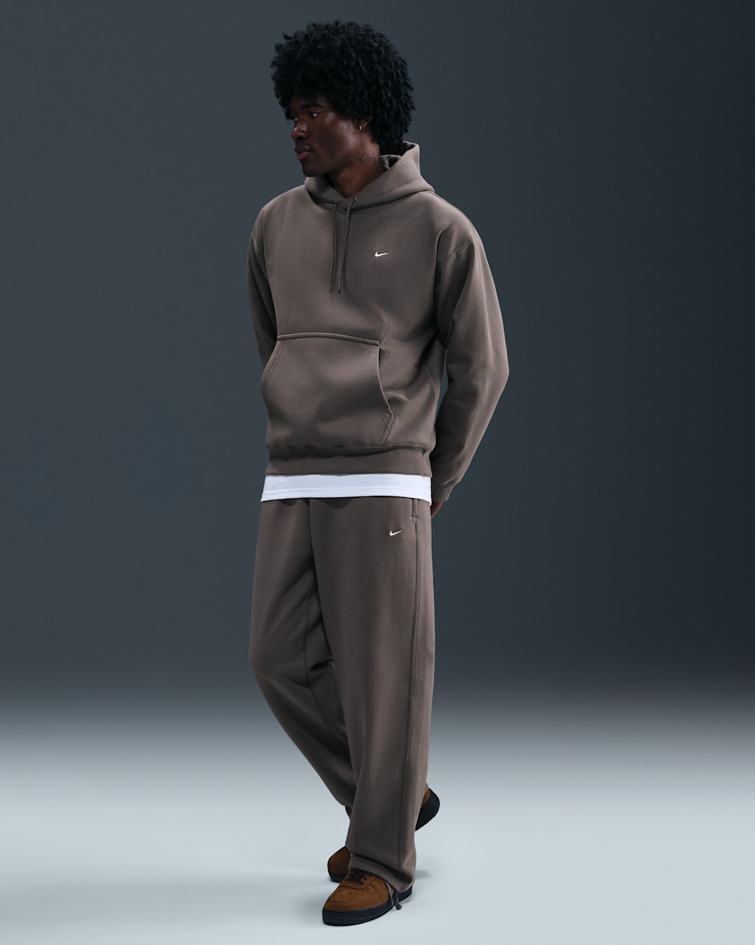 Nike Solo Swoosh Men's Fleece Open-Hem Pants - Cave Stone/Cave Stone/White