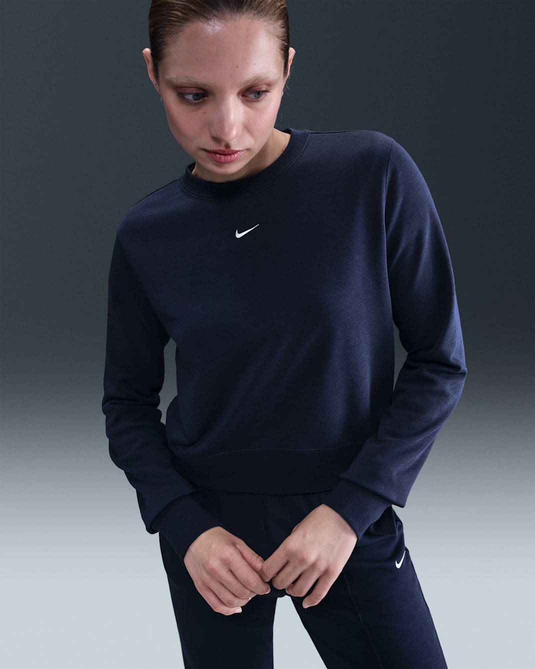 Nike Sportswear Chill Terry Women's Crew-Neck French Terry Sweatshirt - Midnight Navy/Sail