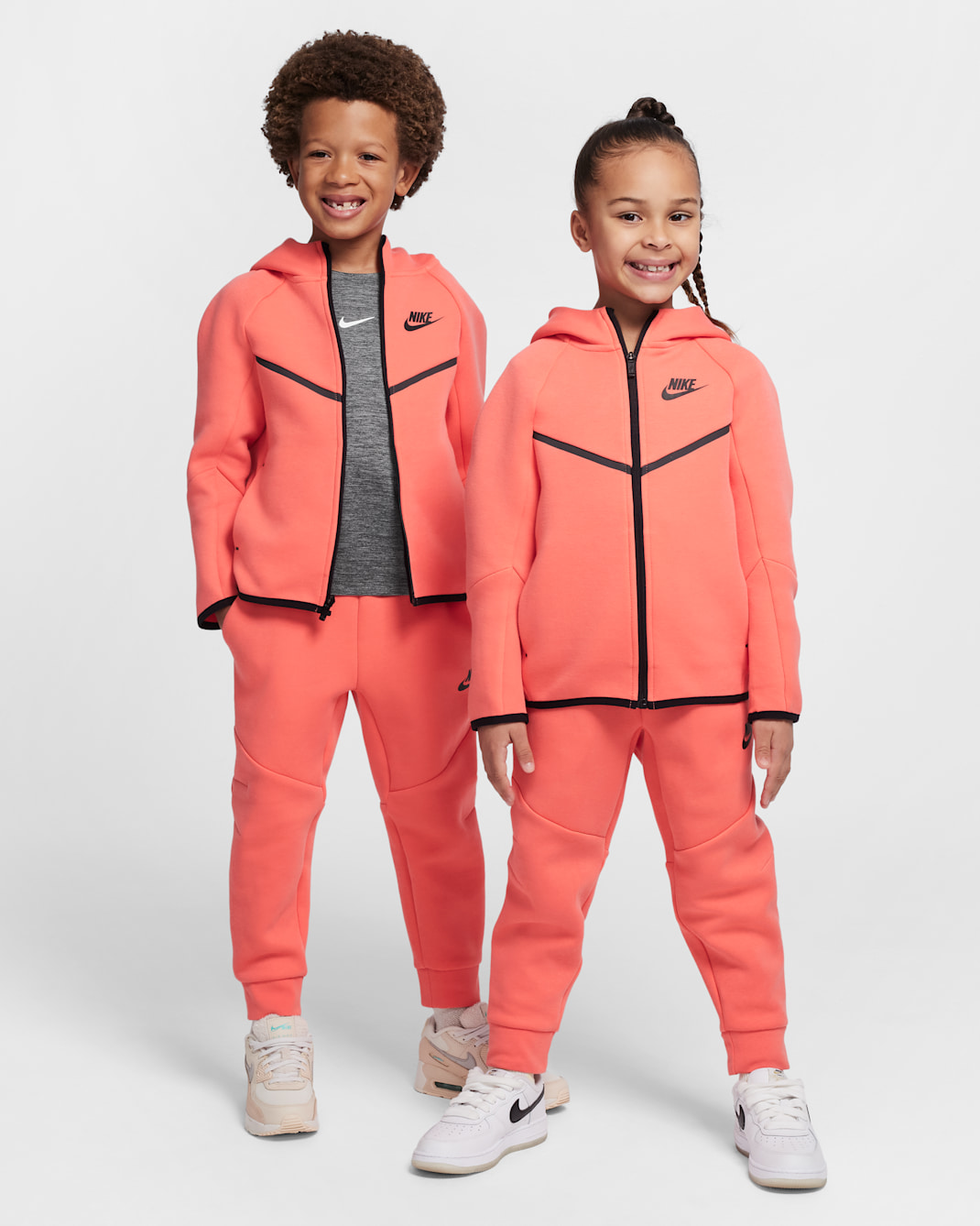 Nike Sportswear Little Kids' Tech Fleece 2-Piece Full-Zip Set - Magic Ember