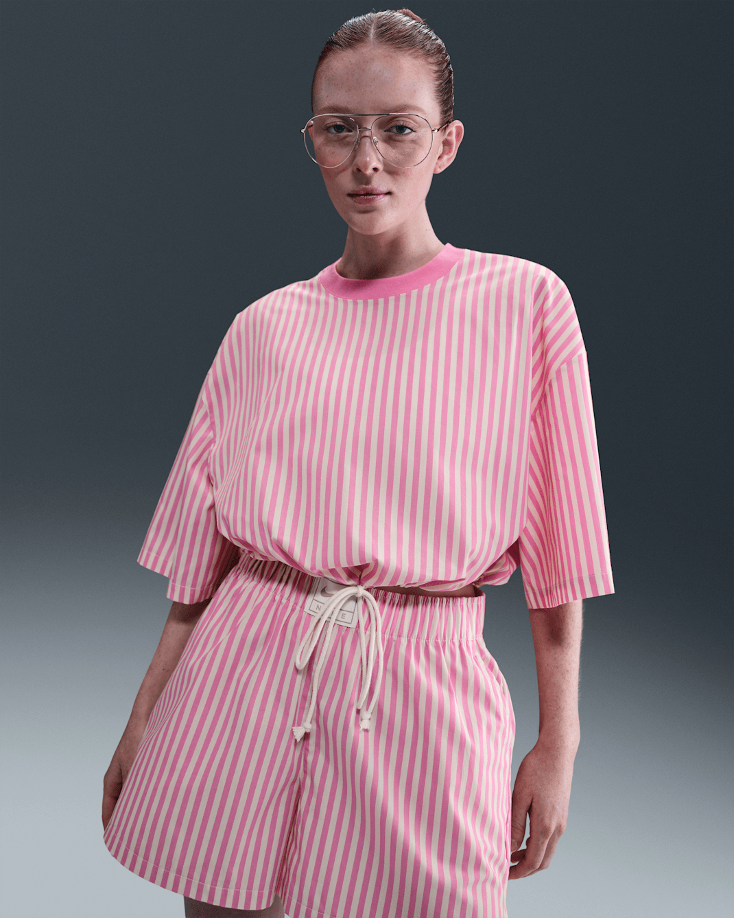 Haut ample à rayures Nike Sportswear Chill Poplin pour femme - Playful Pink/Sail/Sail