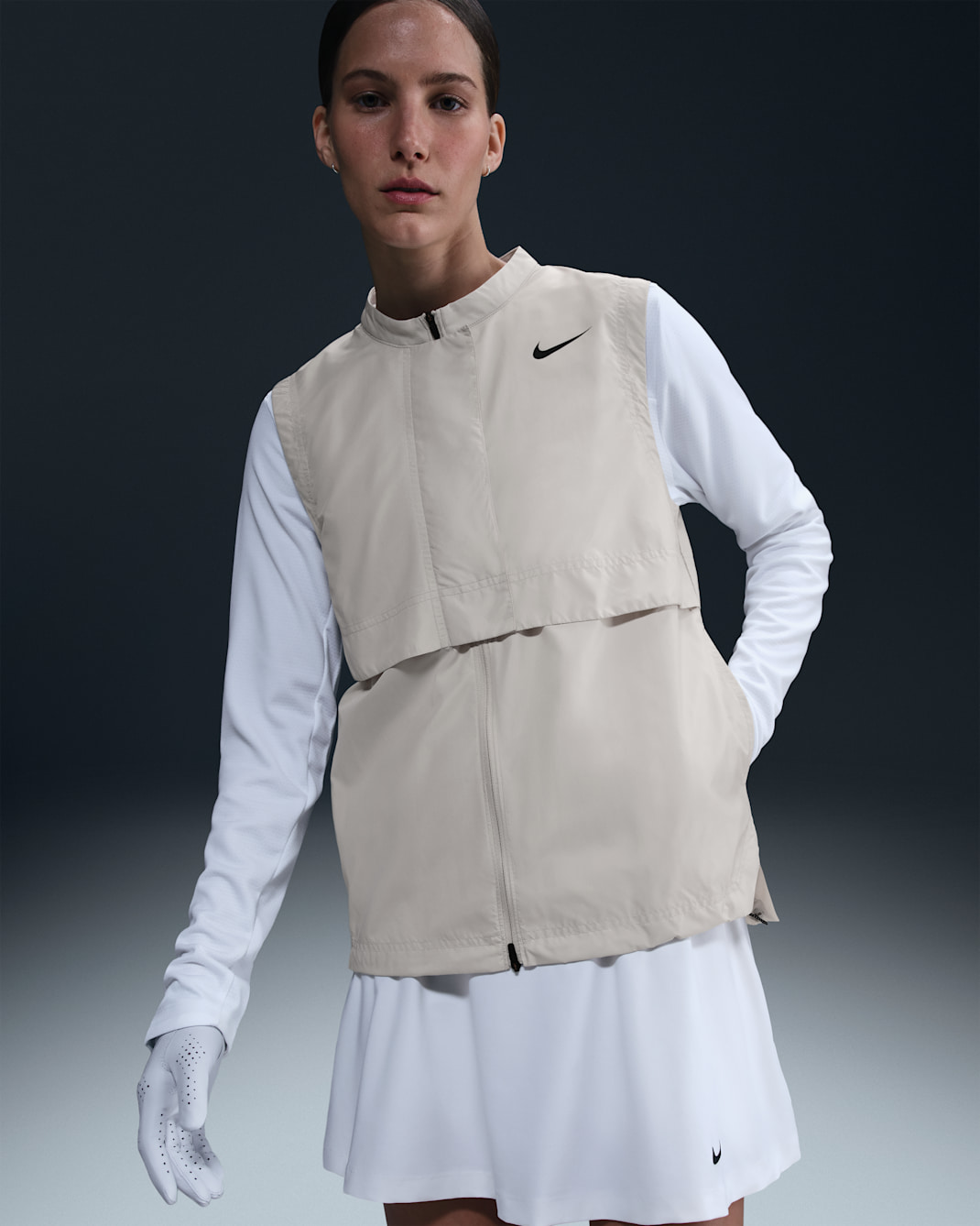 Chaleco de golf para mujer Nike Tour Repel - Hueso claro/Negro
