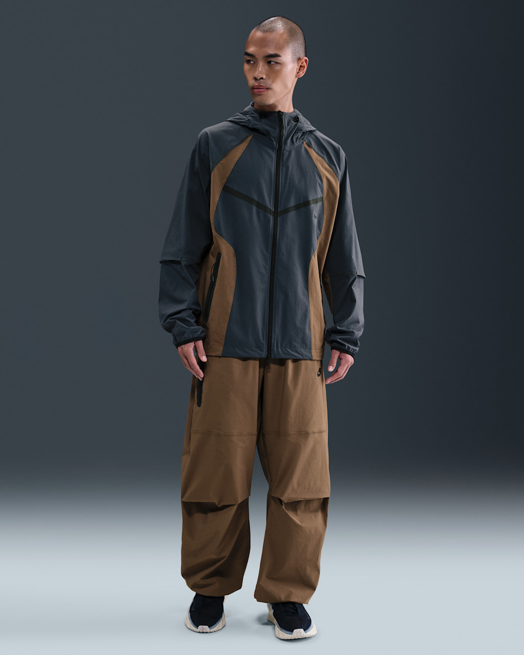 Nike Tech Pantalons oversized de teixit Woven - Home - Mosswood Brown/Mosswood Brown/Negre
