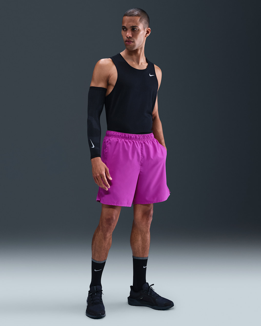 Nike Challenger Dri-FIT hardloopshorts met binnenbroek voor heren (18 cm) - Vivid Purple/Vivid Purple/Zwart