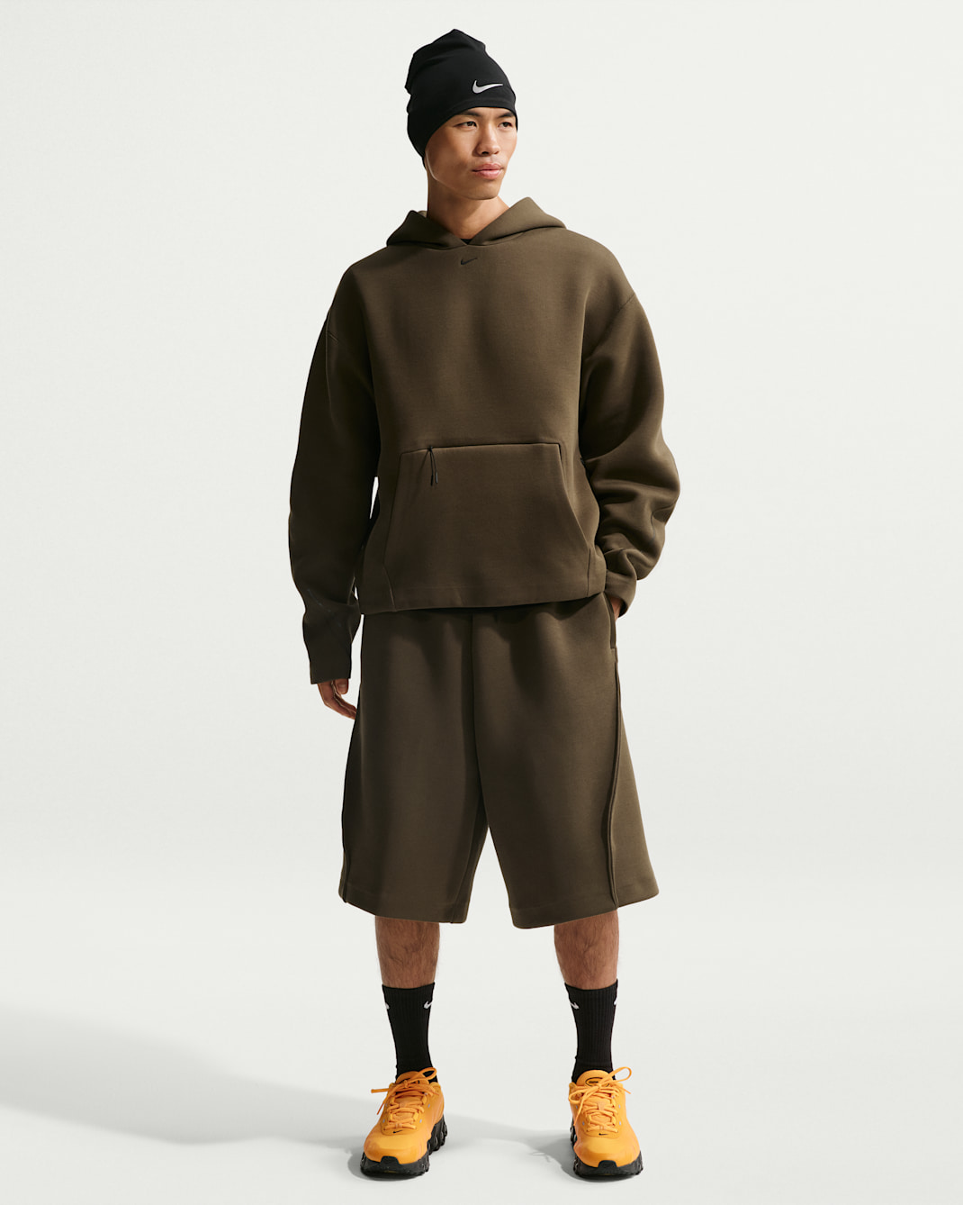 Nike Tech Men's Fleece Oversized Fit Shorts - Dark Hazel/Black