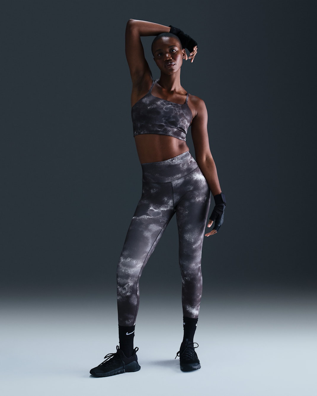 Leggings estampados de tiro alto de 7/8 para mujer Nike One - Negro/Negro