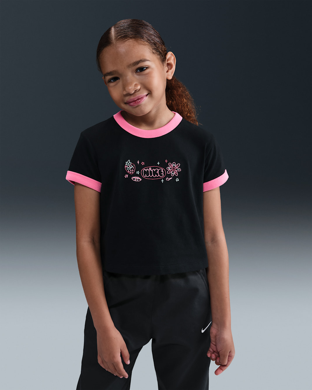 Nike Sportswear Big Kids' (Girls') T-Shirt - Black