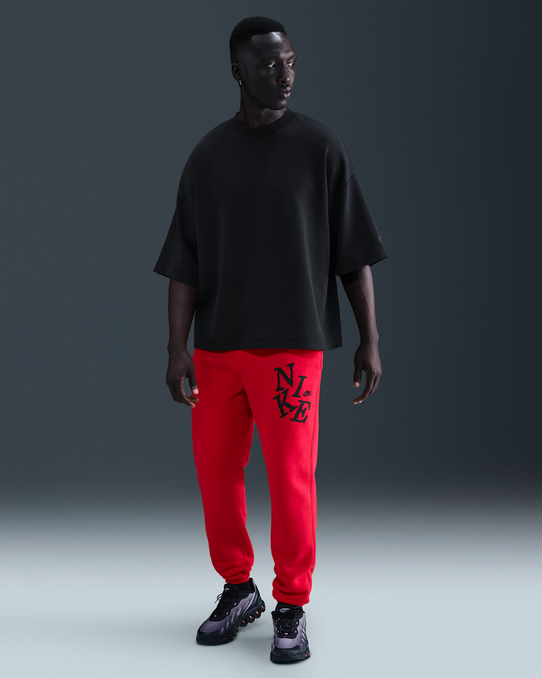 Nike Sportswear Club Men's Cuffed Fleece Joggers - University Red/Black